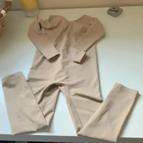 Eurotard Girls Leotard Beige EUC - Picture 5 of 5